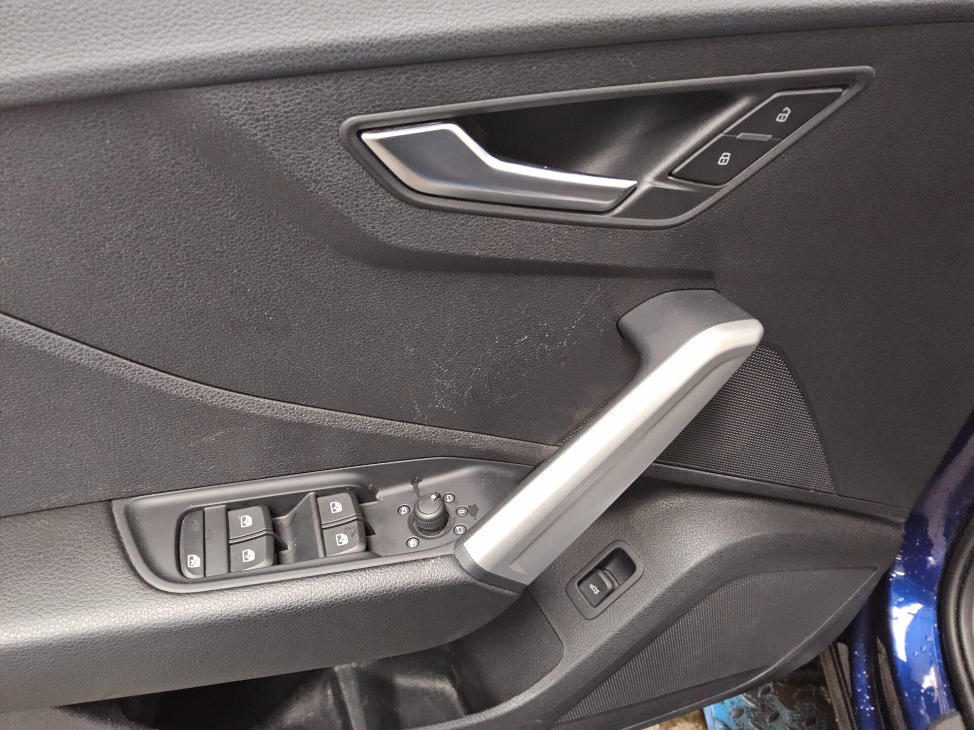 Audi Q2 35 TFSI S-Line Navi LED vc RfK PDC AHK 10