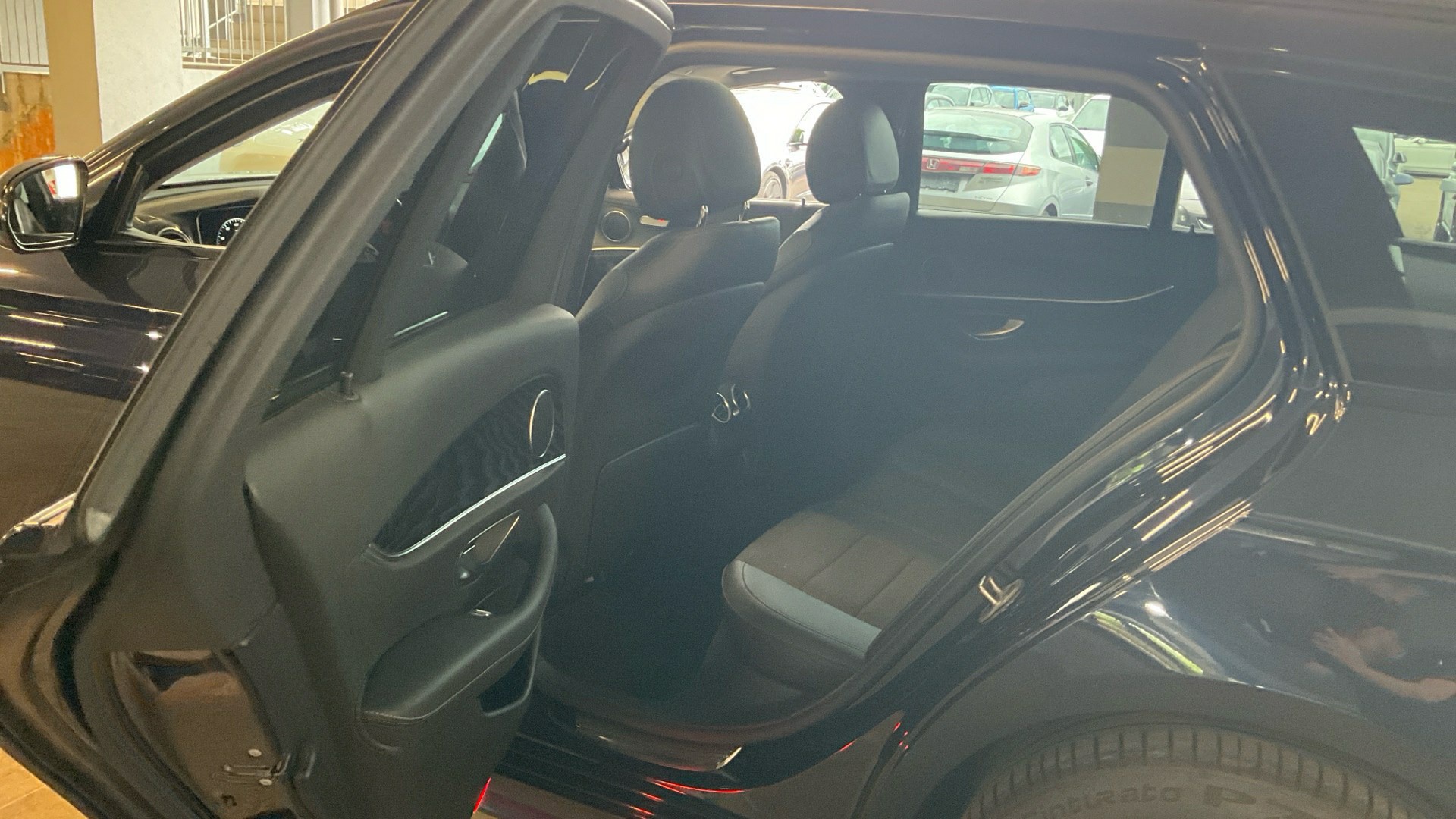 Mercedes-Benz E 300 T de NAVI KLIMAAUT LED PANO SHZ 11