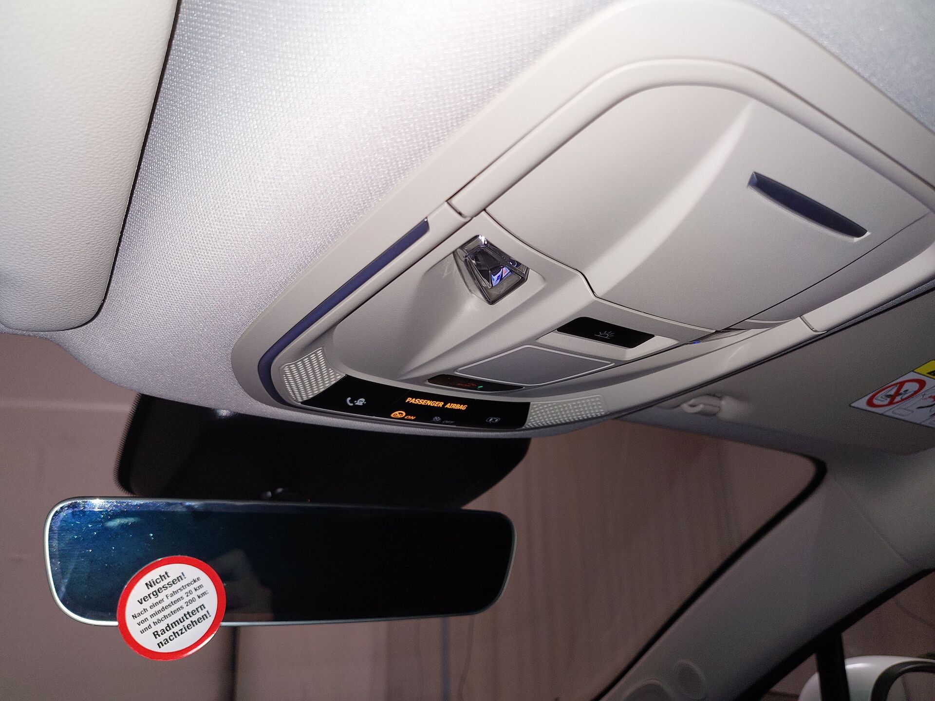 ORA Funky Cat T-LEDER NAVI KLIMAAUT LED PDC 20