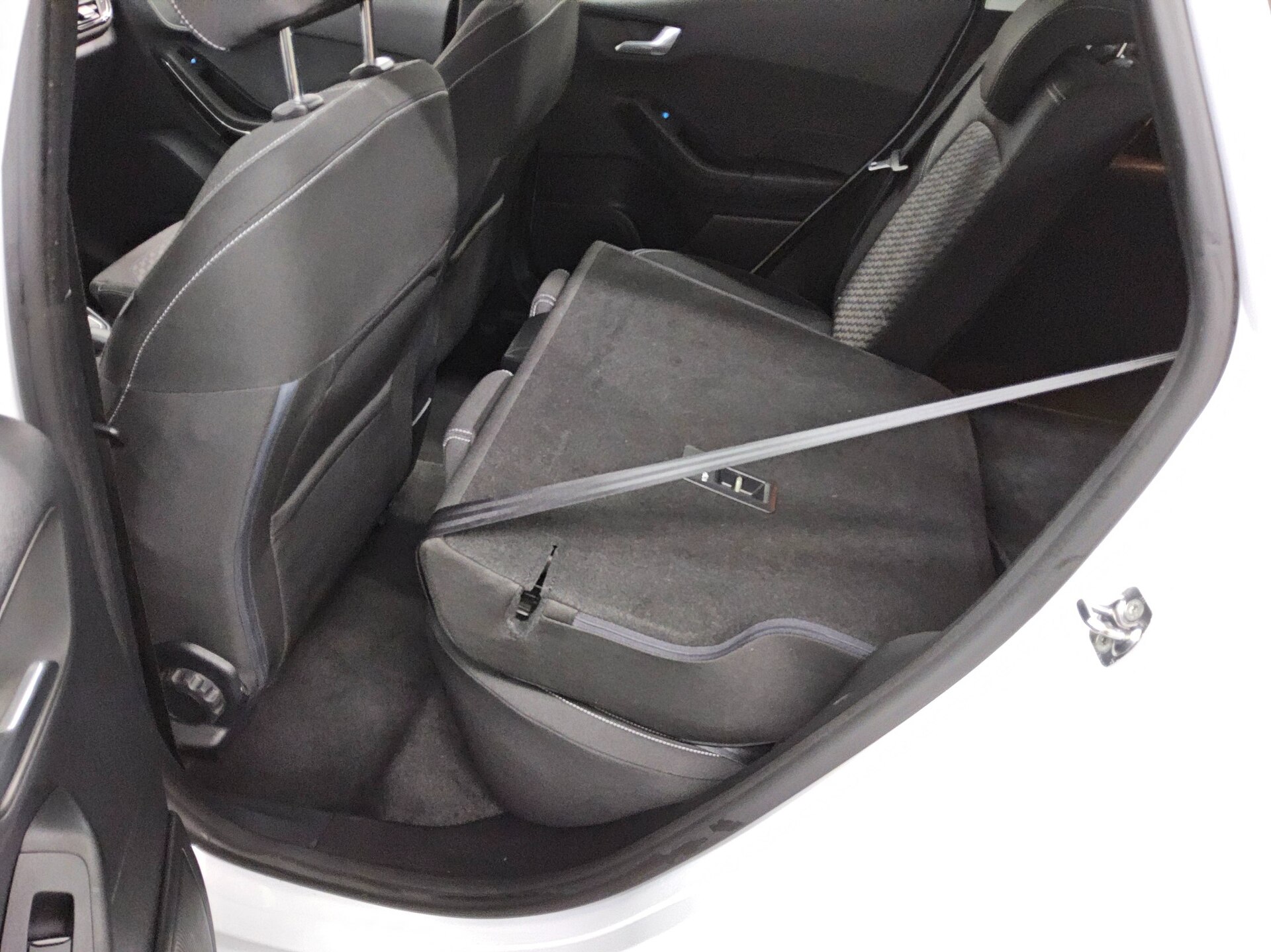 Ford Fiesta 1.1 Titanium Navi Shz PDC 12