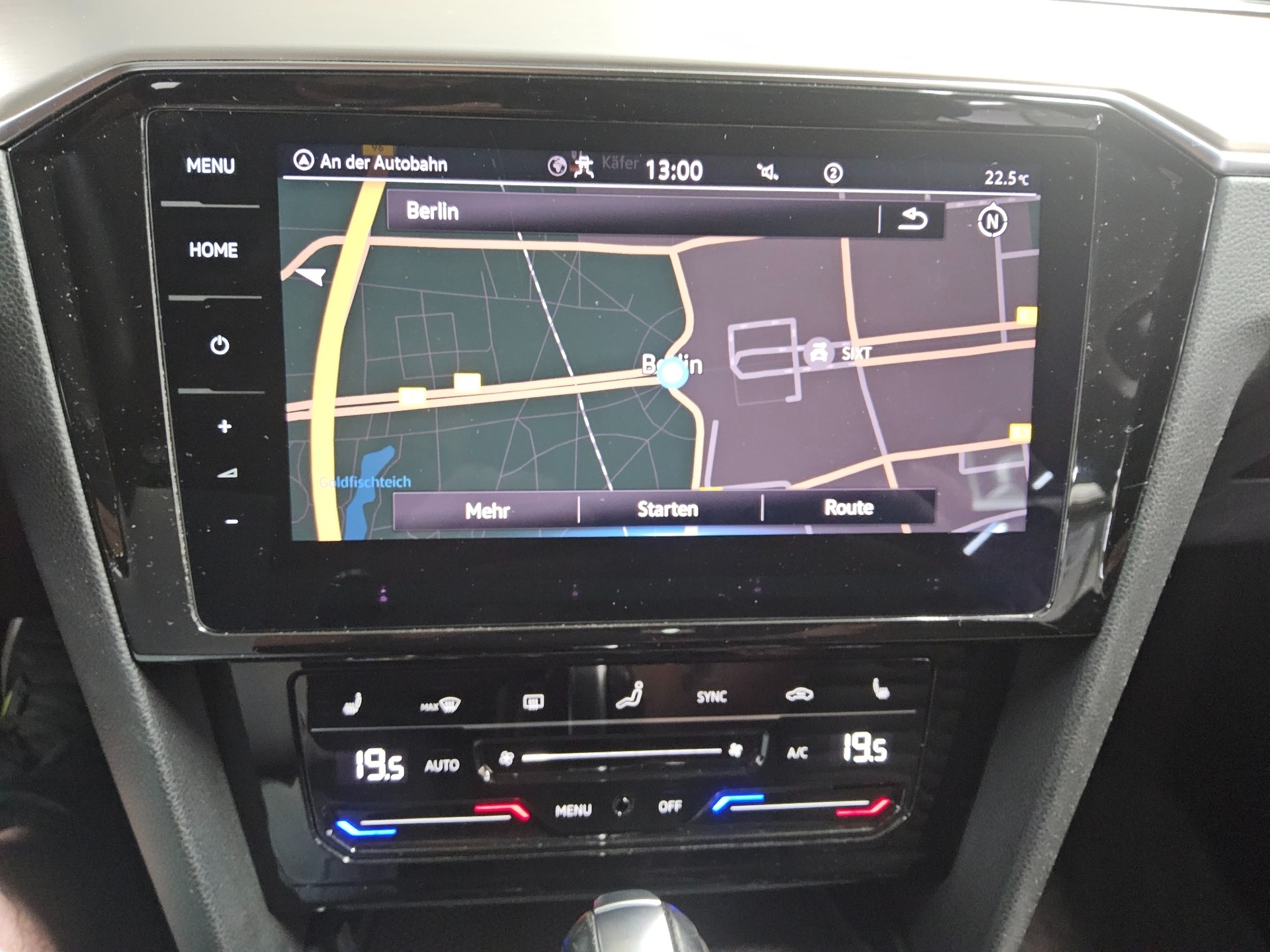 Volkswagen Passat Var. 2.0 TDI Elegance Navi LED AID Alcantara Shz el.Heck 360° 7