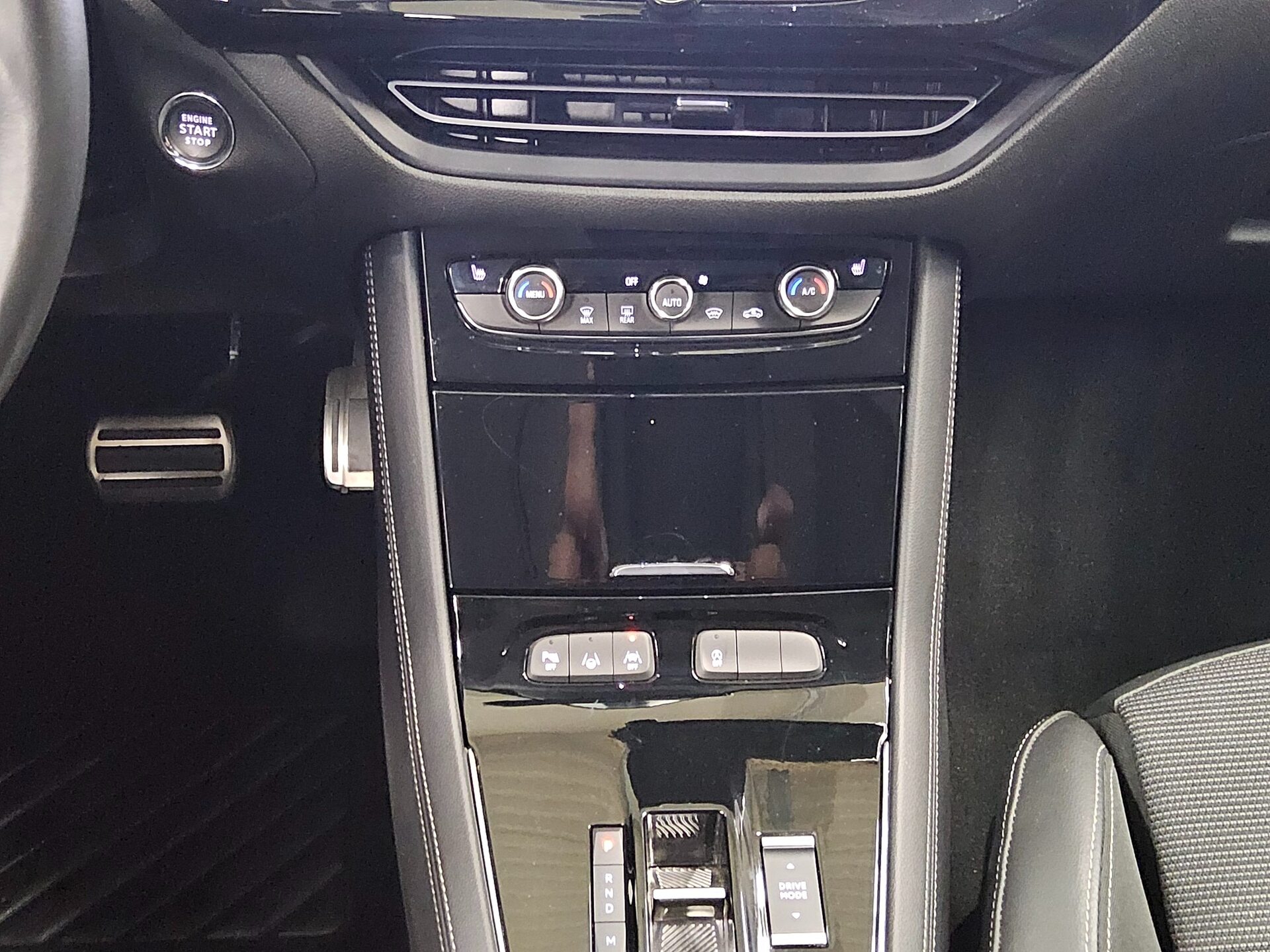 Opel Grandland X 1.5 D GS Line T-Leder LED DAB PDC 6