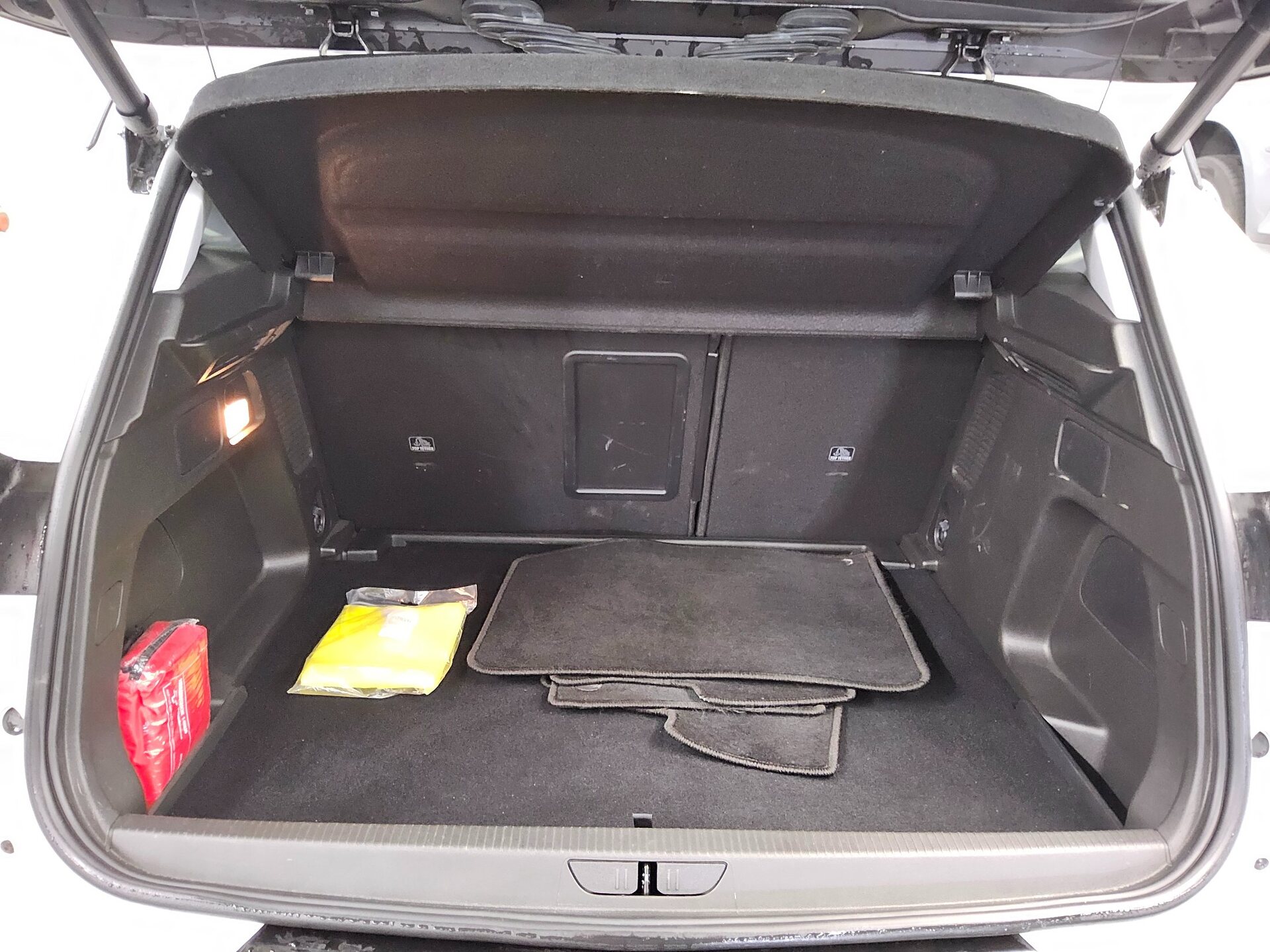 Opel Grandland X 1.5 D GS Line T-Leder LED DAB PDC 12