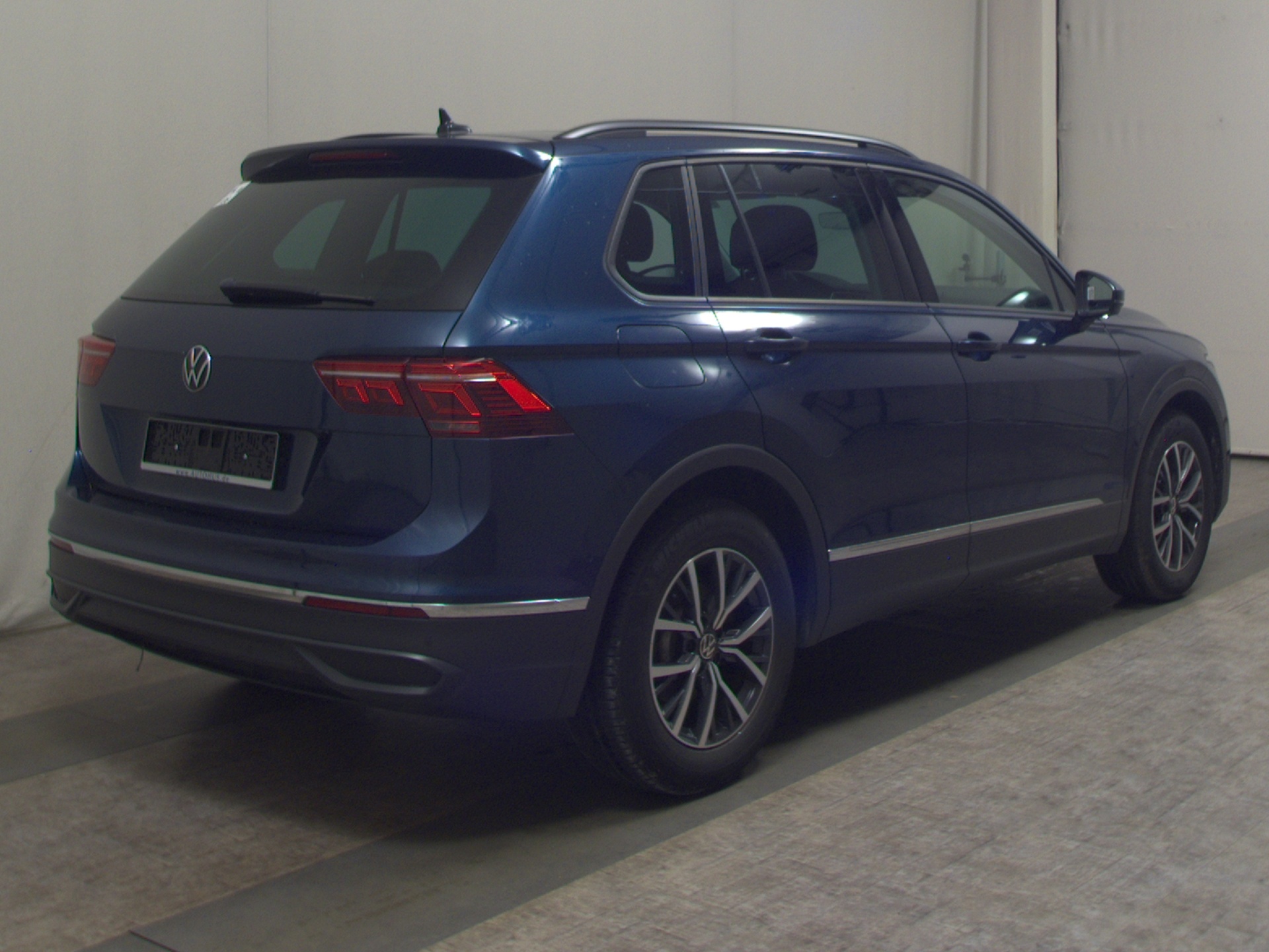 Volkswagen Tiguan 2.0 TDI Life Navi Matrix HuD Pano RfK 4
