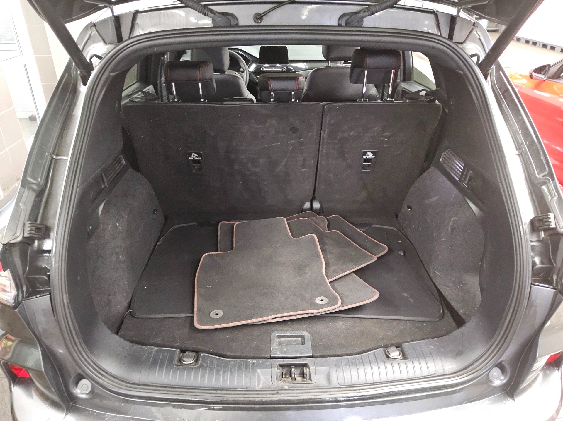 Ford Kuga 2.0 EB ST-Line X Navi LED RfK AHK B&O 12