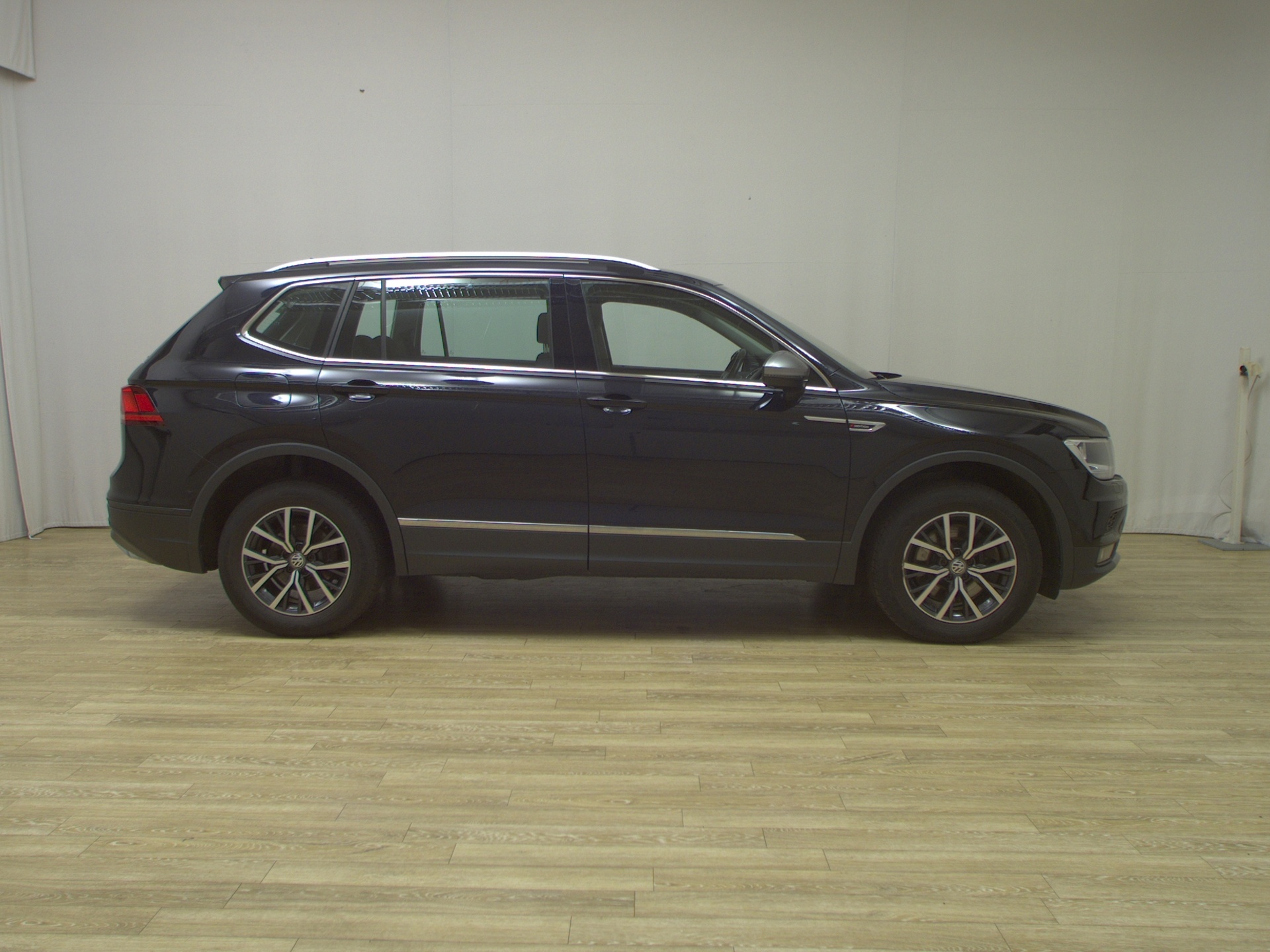 Volkswagen Tiguan 2.0 TDI 4M Comf. Navi AID RFK ACC Massage