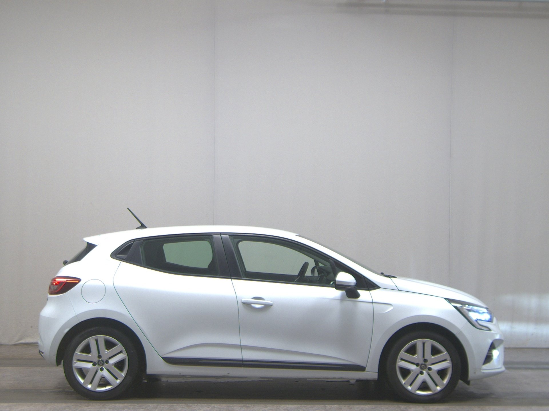 Renault Clio 1.6 E-Tech Business Ed. -Getriebeschaden-