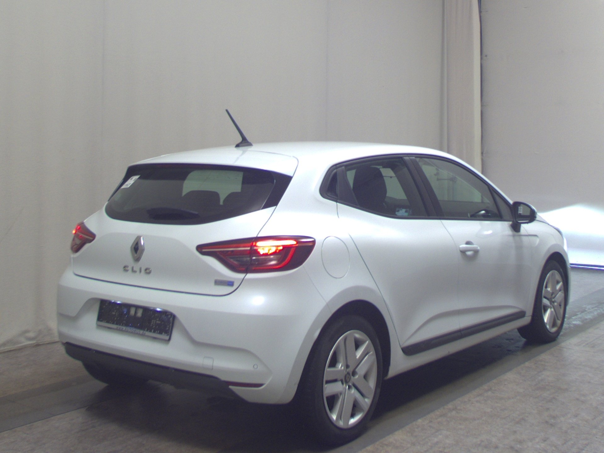 Renault Clio 1.6 E-Tech Business Ed. -Getriebeschaden- 4