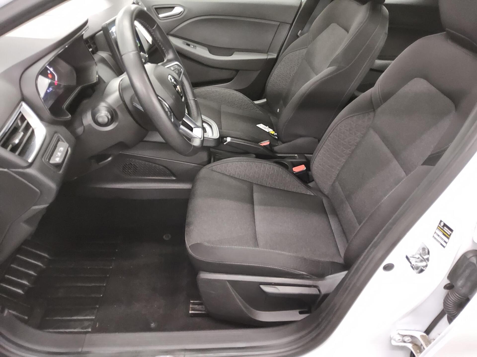 Renault Clio 1.6 E-Tech Business Ed. -Getriebeschaden- 8