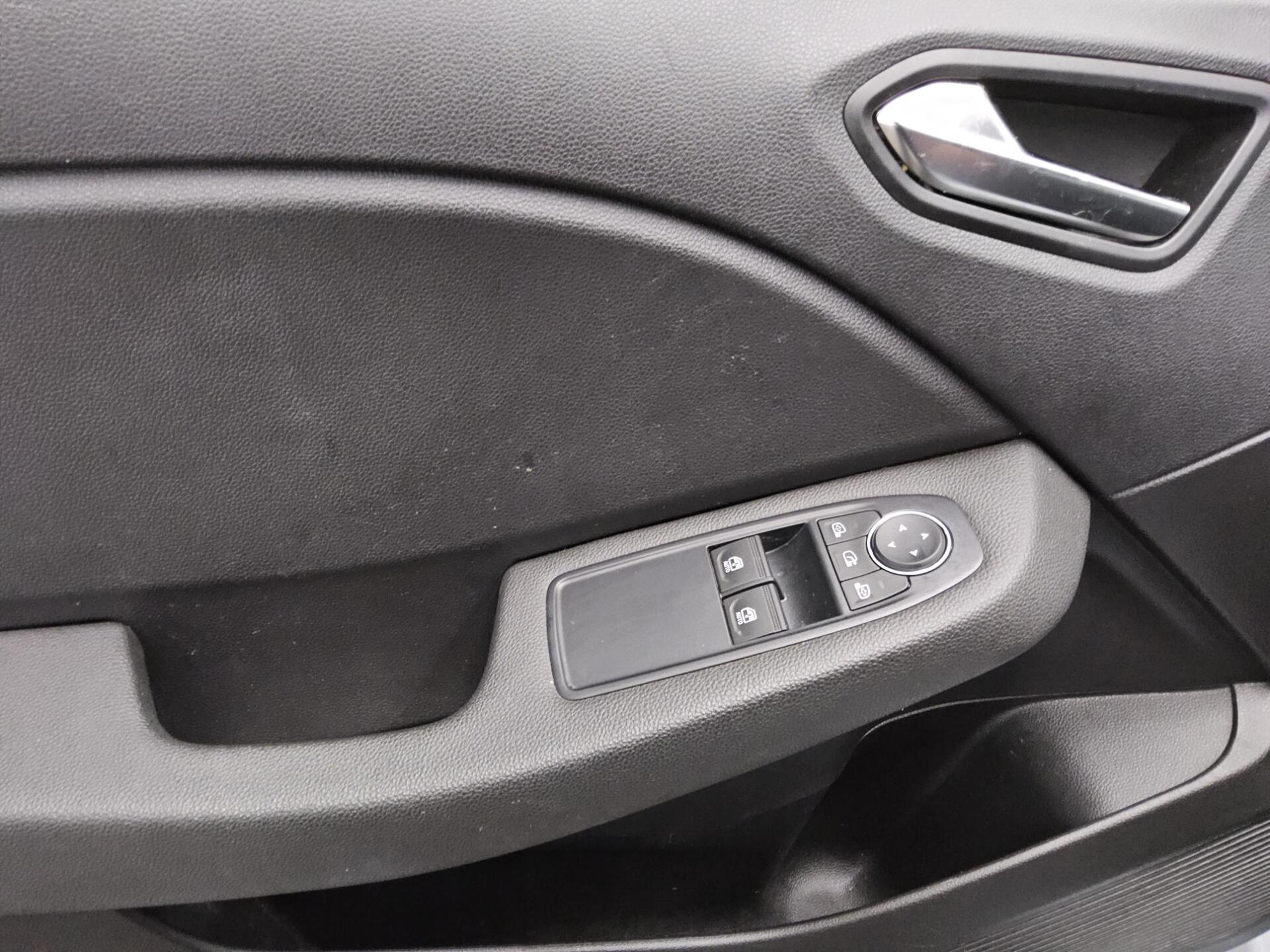 Renault Clio 1.6 E-Tech Business Ed. -Getriebeschaden- 9