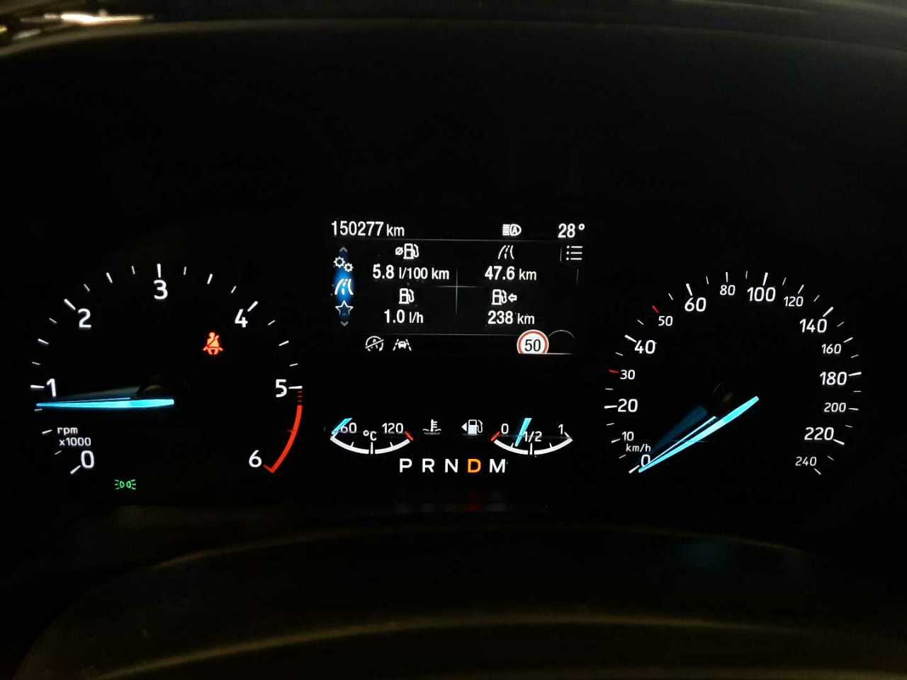 Ford Focus Turnier 2.0 EB ST-Line NAVI KLIMAAUT LED SPORTSITZE SHZ 7
