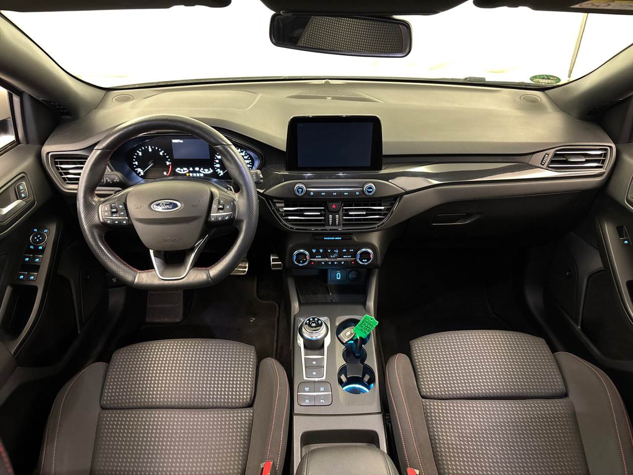 Ford Focus Turnier 2.0 EB ST-Line NAVI KLIMAAUT LED SPORTSITZE SHZ 5