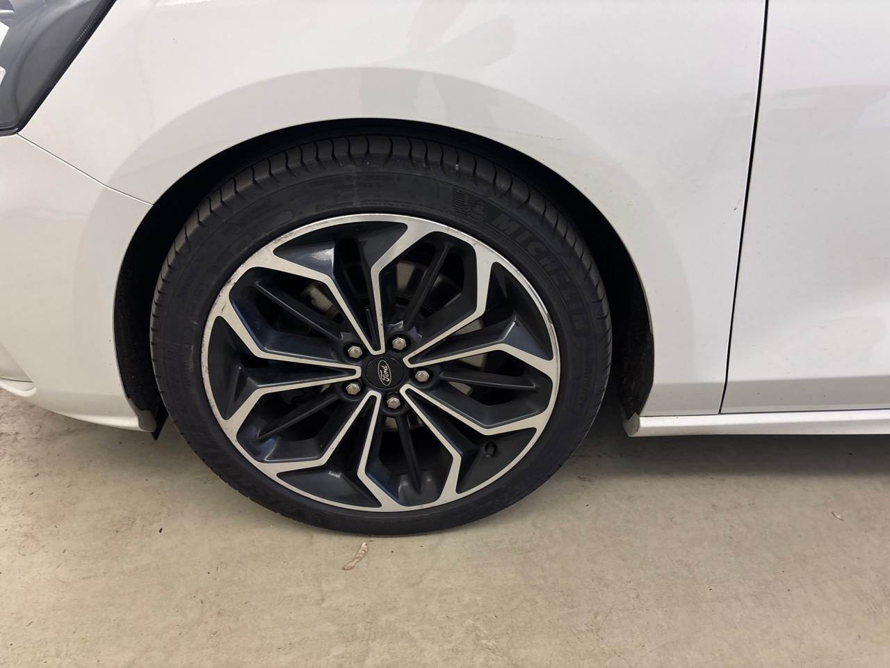 Ford Focus Turnier 2.0 EB ST-Line NAVI KLIMAAUT LED SPORTSITZE SHZ 12