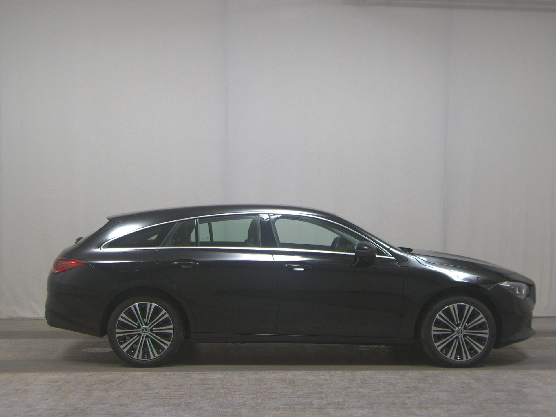 Mercedes-Benz CLA 250 Shooting Brake e Progressive Navi LED
