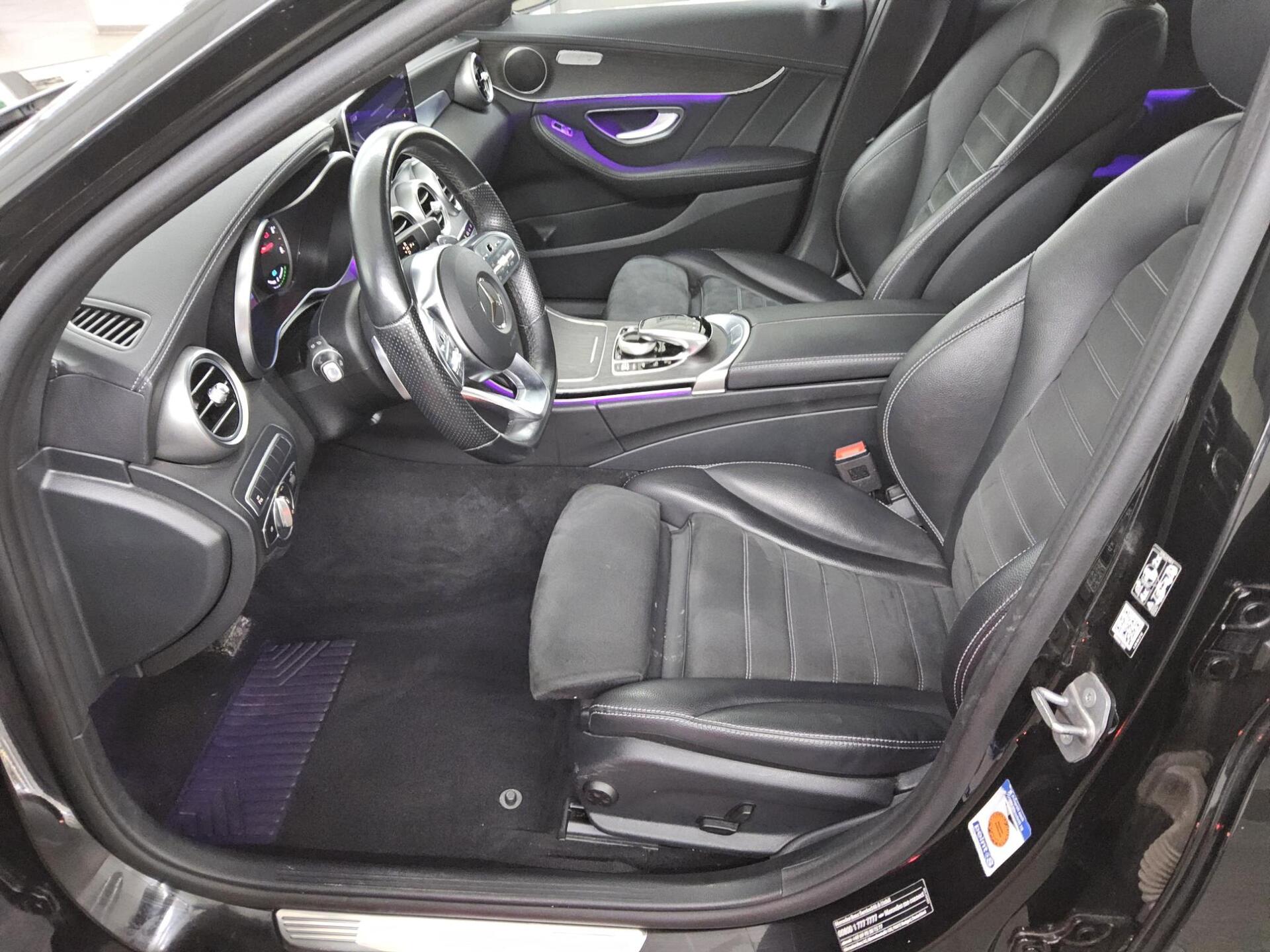 Mercedes-Benz C 300 de AMG-Line Navi LED Shz PDC 8