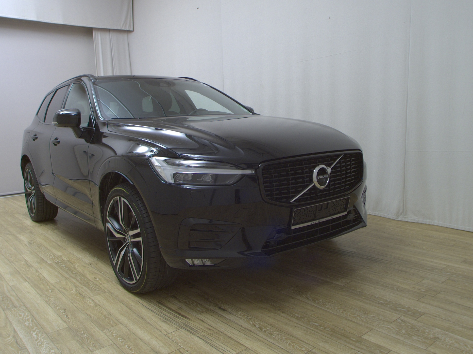 Volvo XC60 B5 D AWD R-Design Navi LED Pano HuD 360°