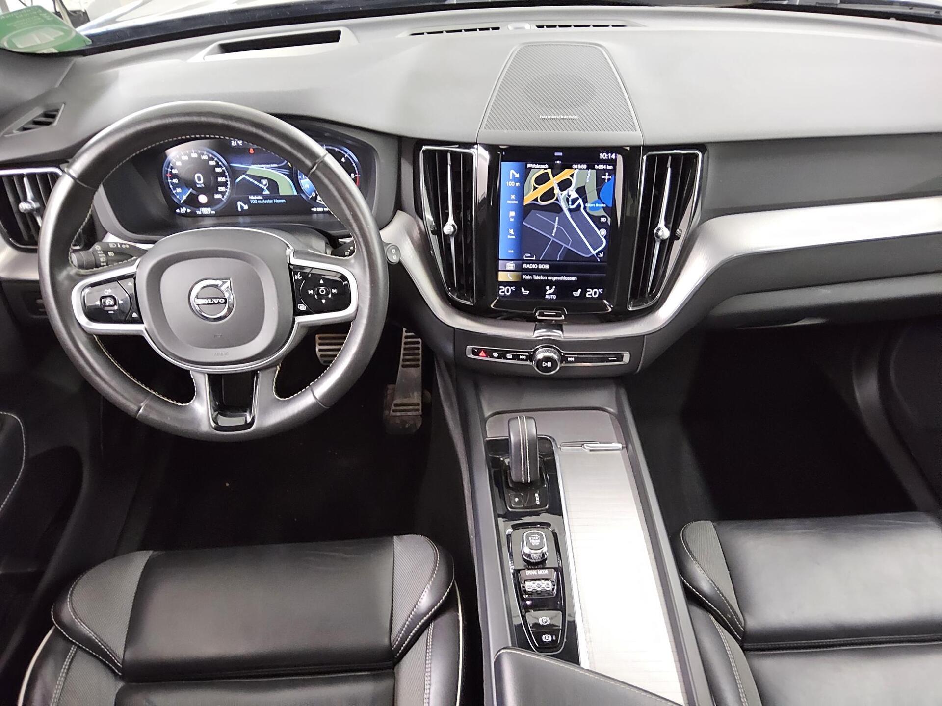 Volvo XC60 B5 D AWD R-Design Navi LED Pano HuD 360° 2