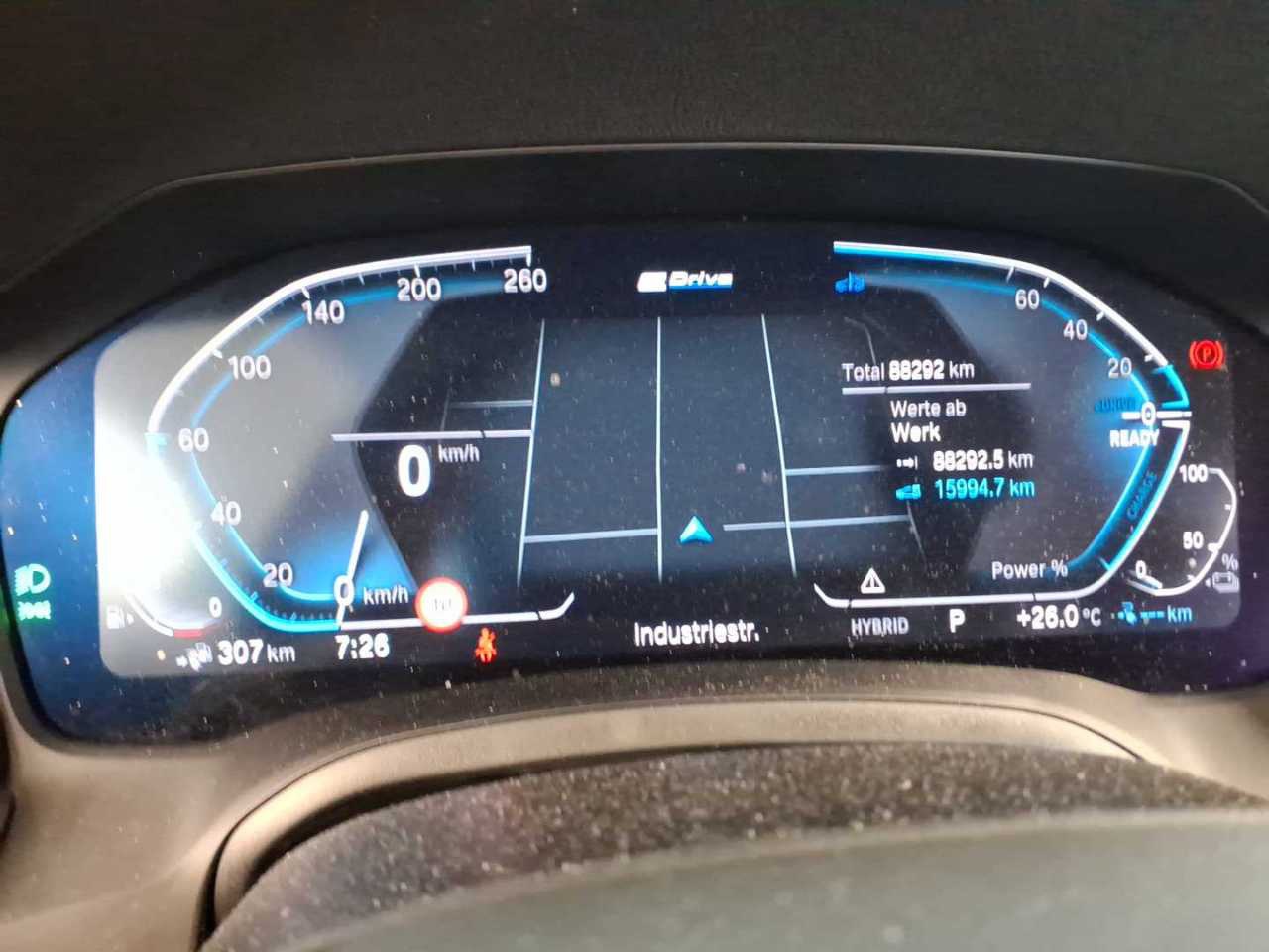 BMW 330e Touring xDr Luxury-Line LED SPORTSITZE SHZ HUD PDC 8