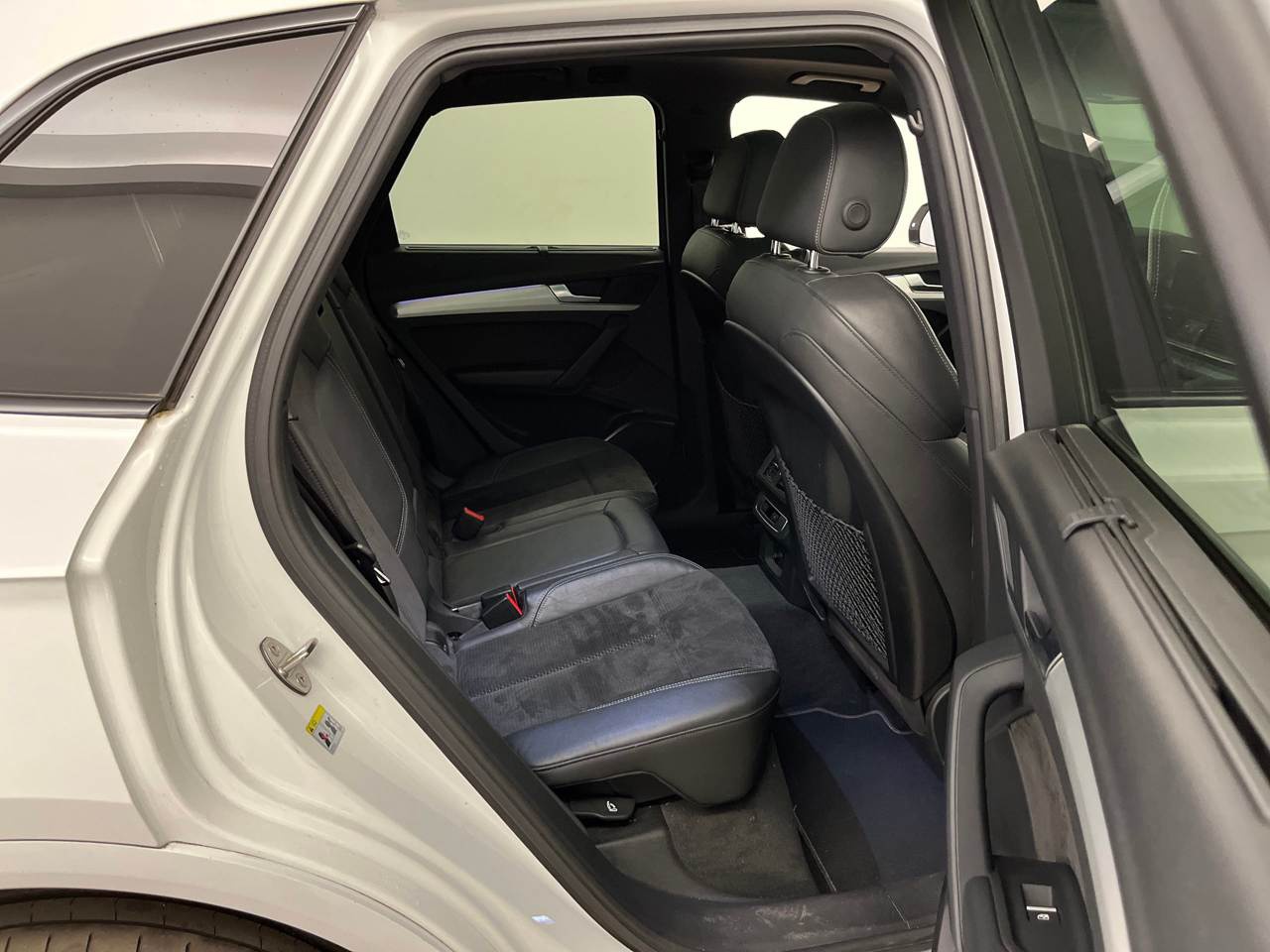 Audi Q5 50 TFSI e Qu. sport NAVI LED Shz PANO HuD 7