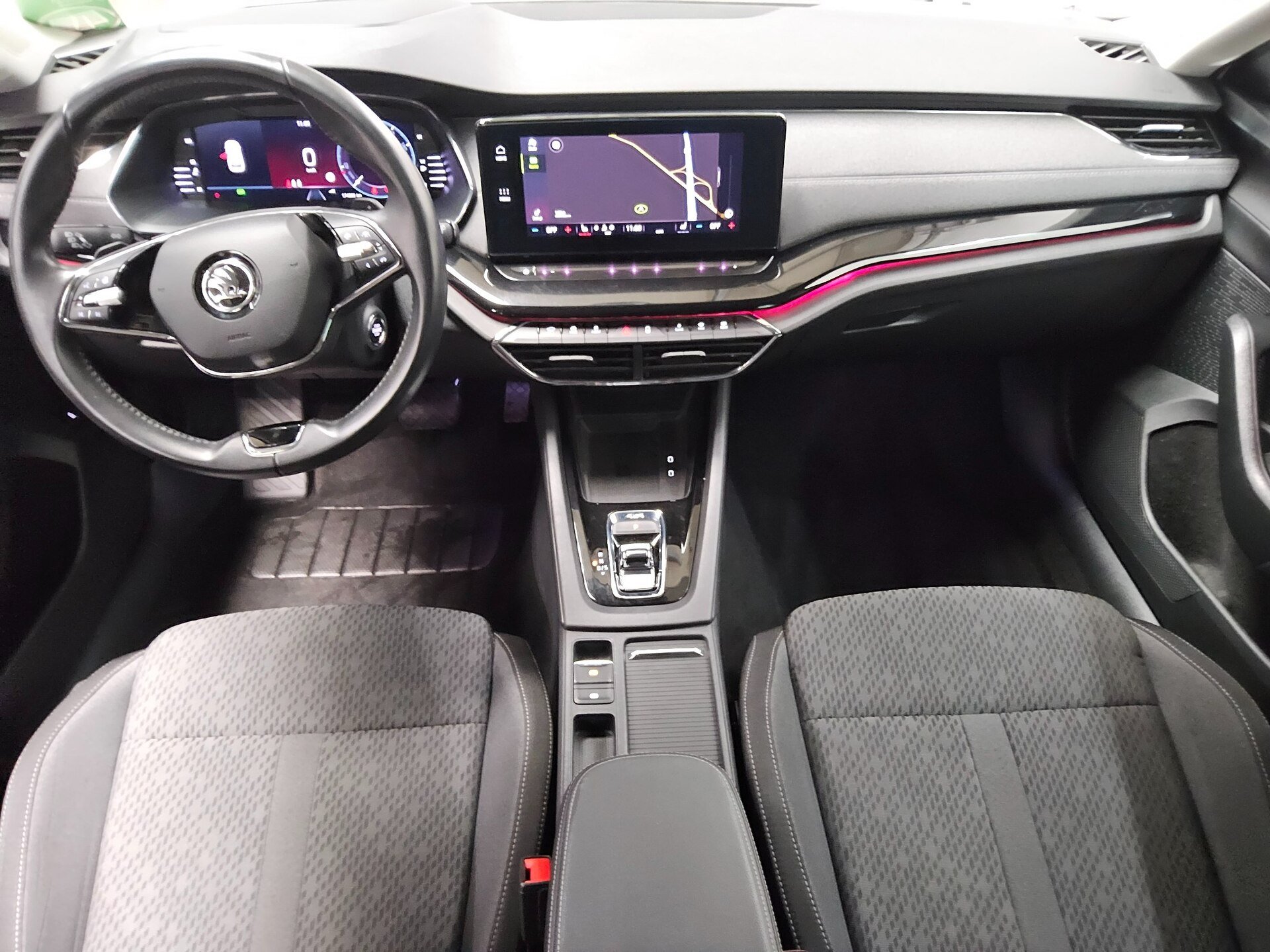 Skoda Octavia Kombi 2.0 TSI 4x4 Style Navi LED vc HuD 5