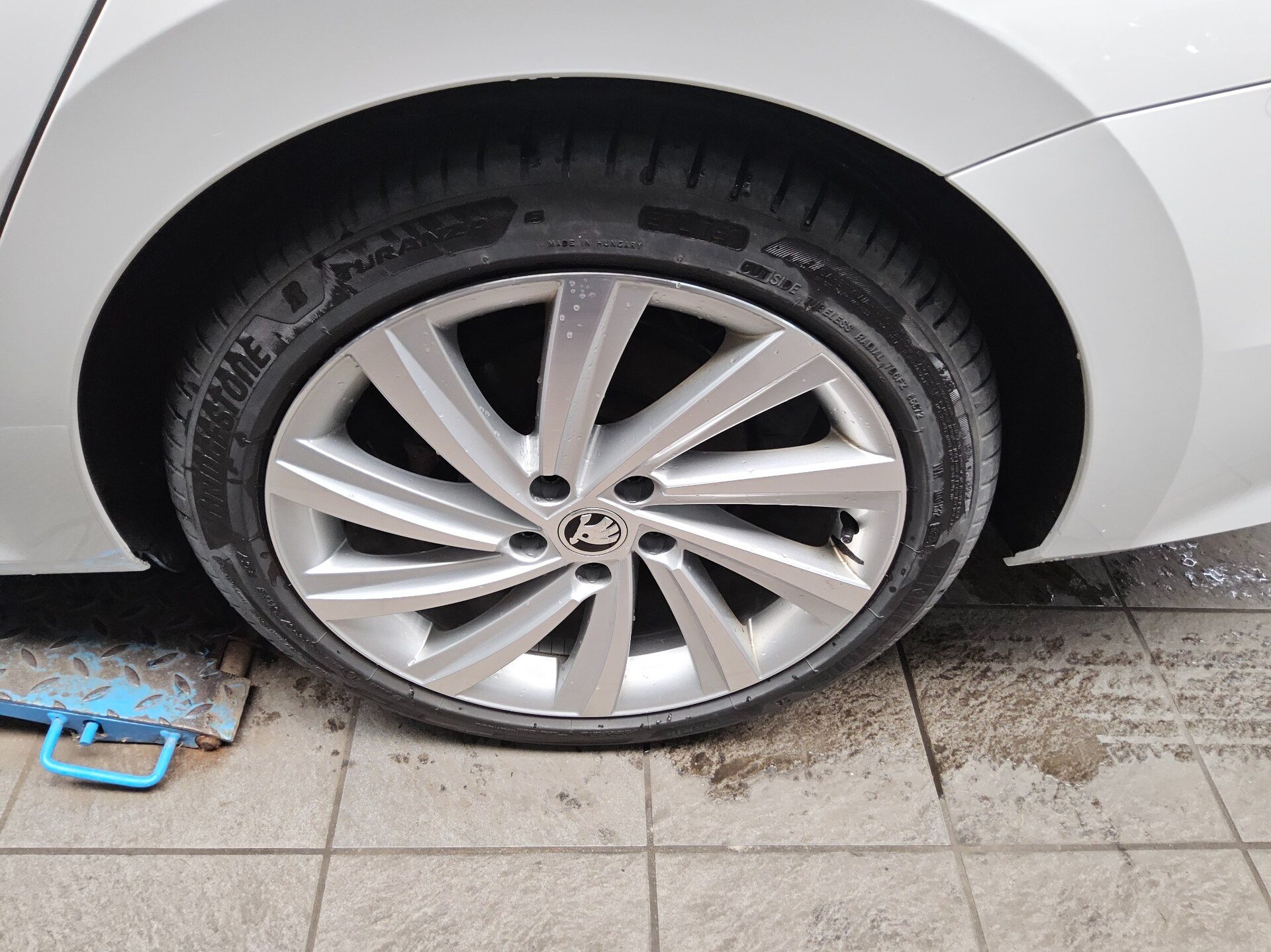 Skoda Octavia Kombi 2.0 TSI 4x4 Style Navi LED vc HuD 11
