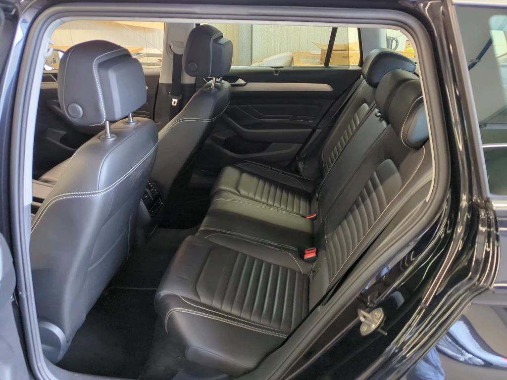 Volkswagen Passat Variant 2.0 TDI Elegance LEDER 4xShz AID NAVI LED 7