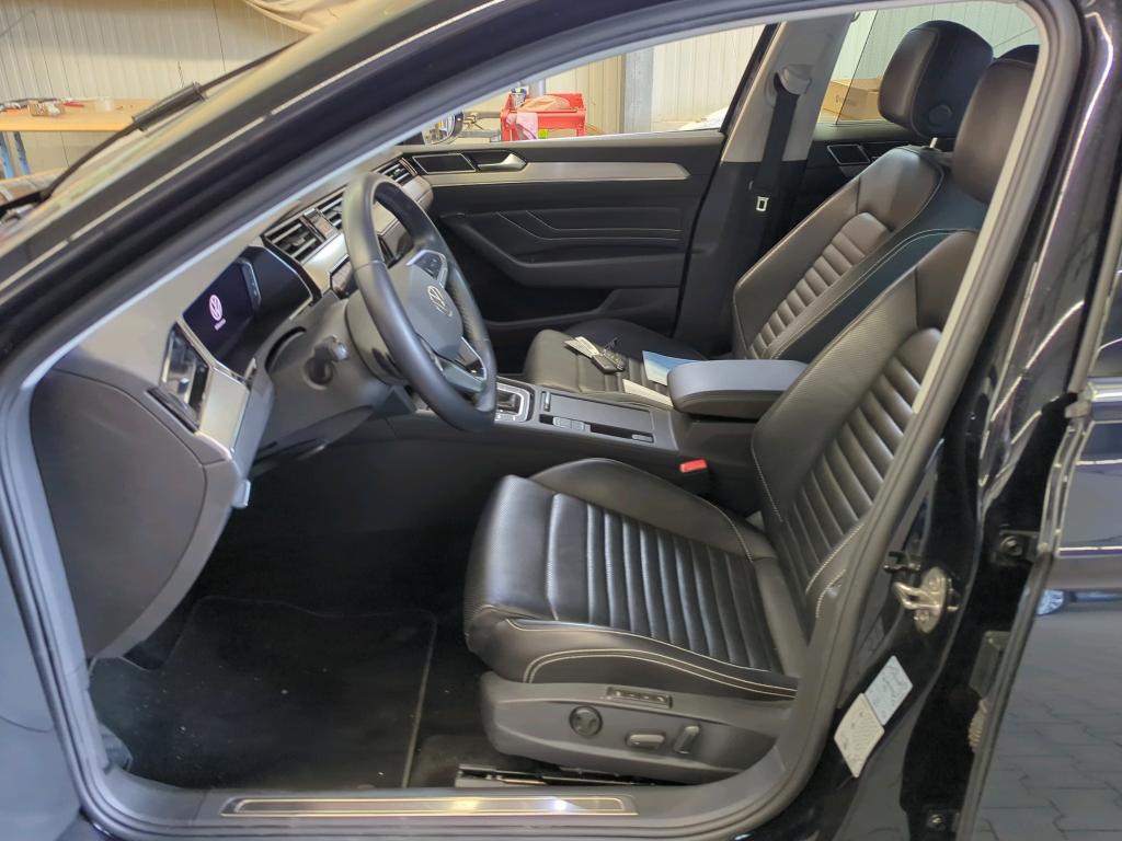 Volkswagen Passat Variant 2.0 TDI Elegance LEDER 4xShz AID NAVI LED 5