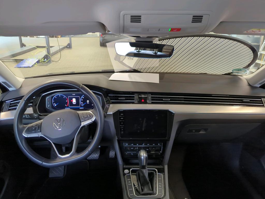Volkswagen Passat Variant 2.0 TDI Elegance LEDER 4xShz AID NAVI LED 6