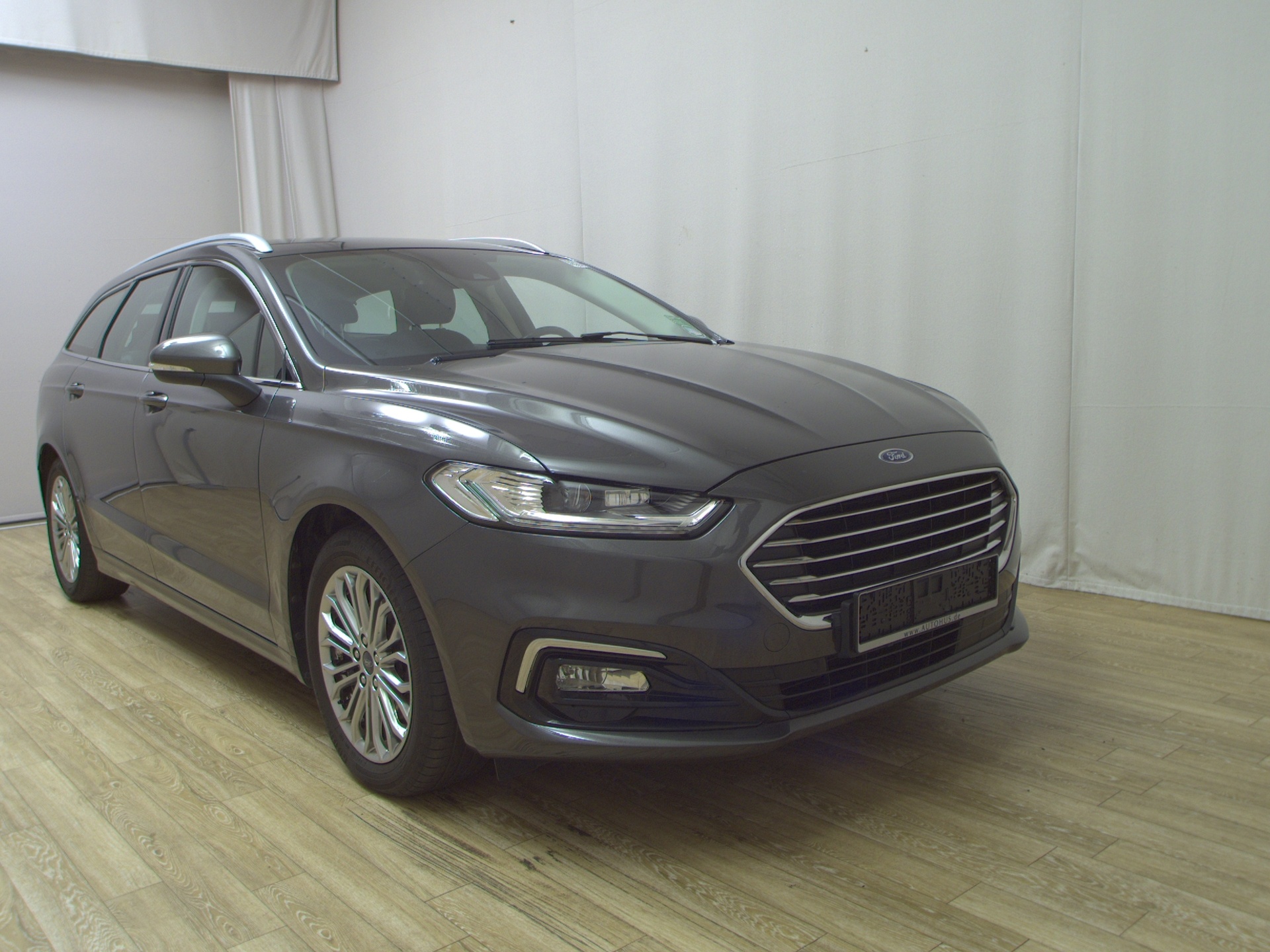Ford Mondeo Turnier 2.0 EB Titanium Navi Shz AHK PDC 3