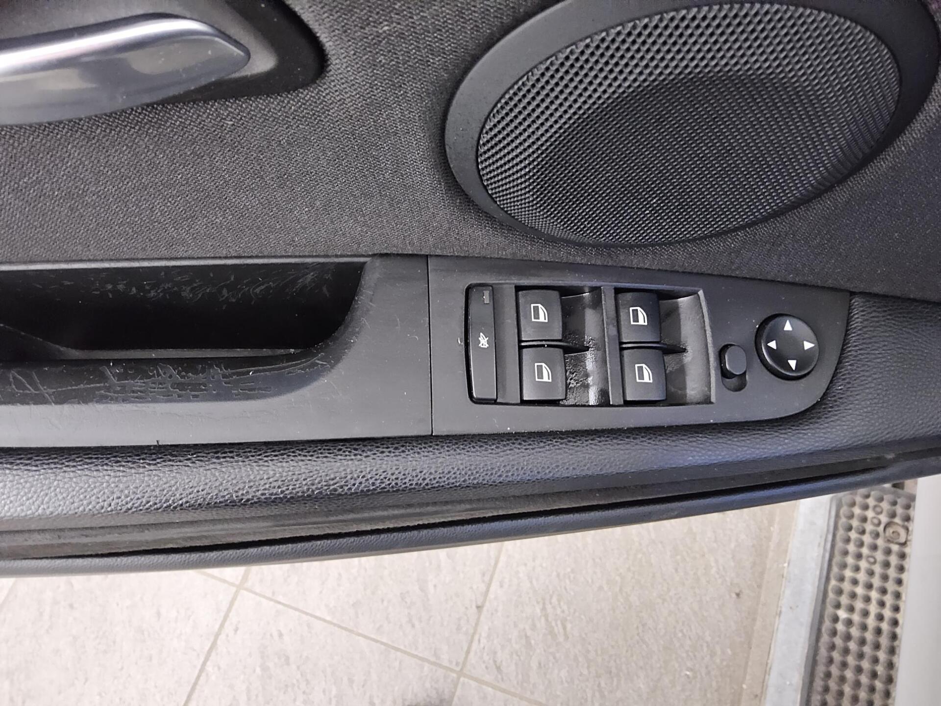 BMW 320i Klima ABS Radio HU 02/27 9