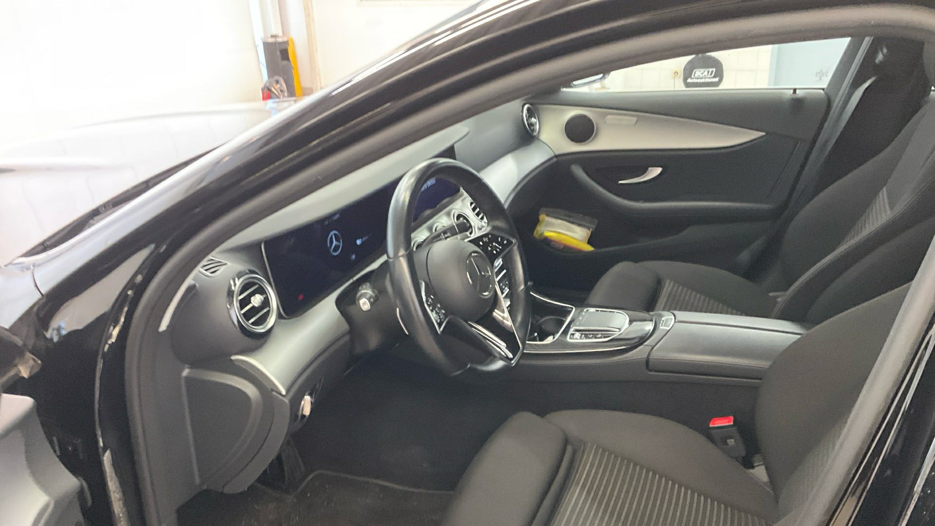 Mercedes-Benz E 300 T de Avantgarde Navi LED MBUX Shz 5