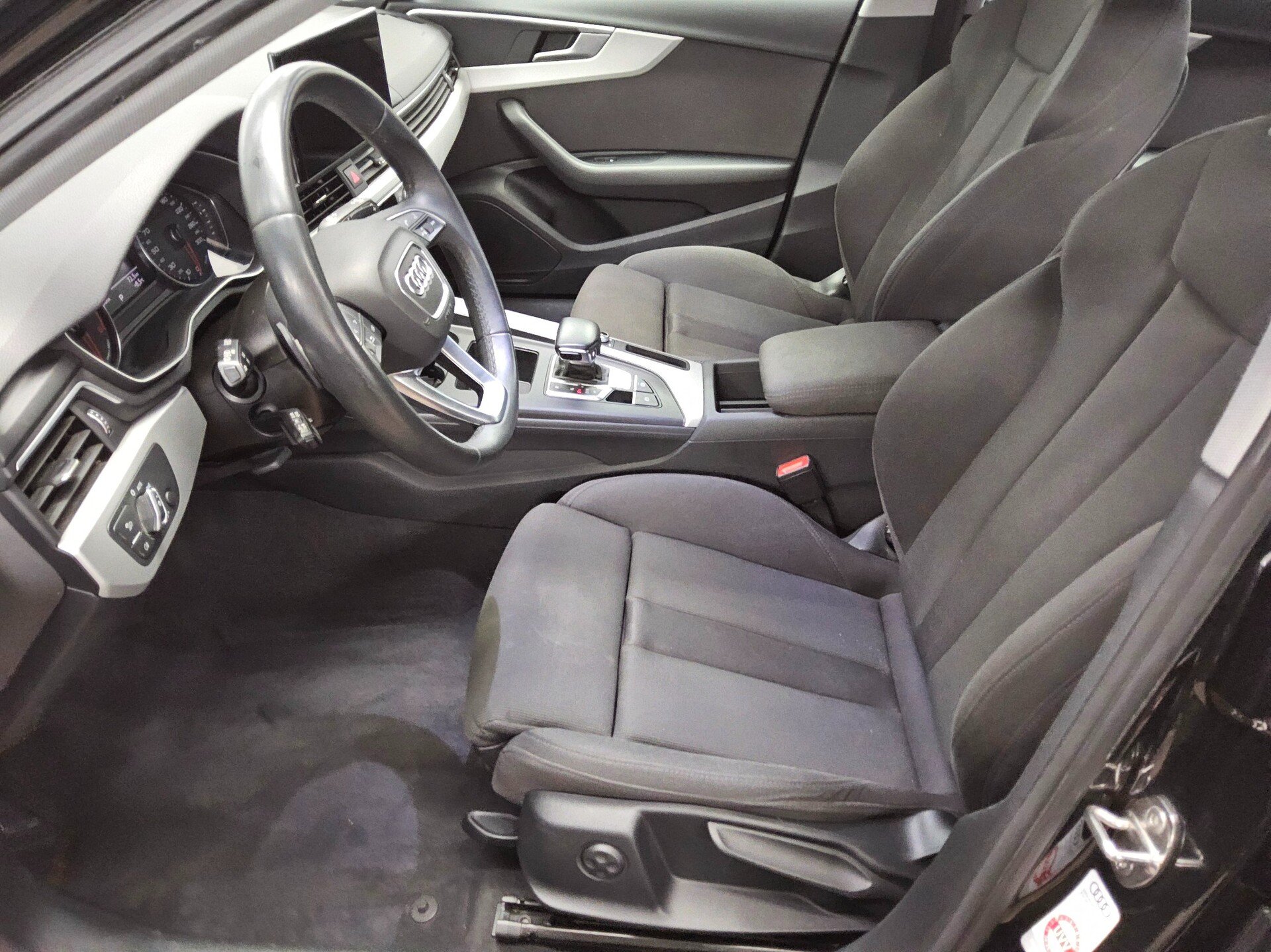 Audi A4 Avant 40 TDI advanced Navi LED RfK AHK ACC 8