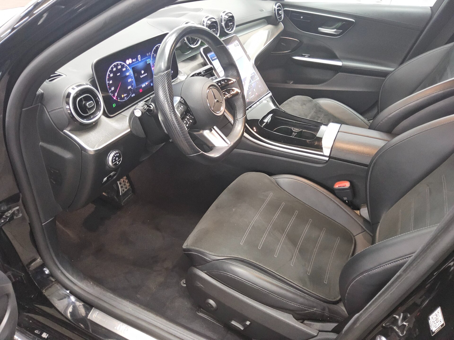 Mercedes-Benz C 220 T d AMG-Line T-Leder Navi LED Sound Night 8