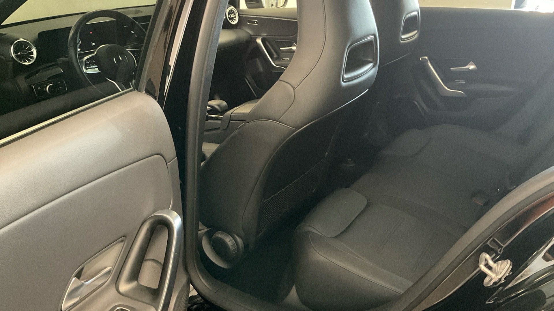Mercedes-Benz A 250 e Progressive NAVI KLIMAAUT LED SPORTSITZE SHZ 6