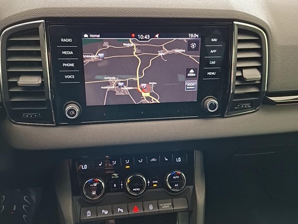 Skoda Karoq 2.0 TDI SportLine Navi LED vc AHK 8
