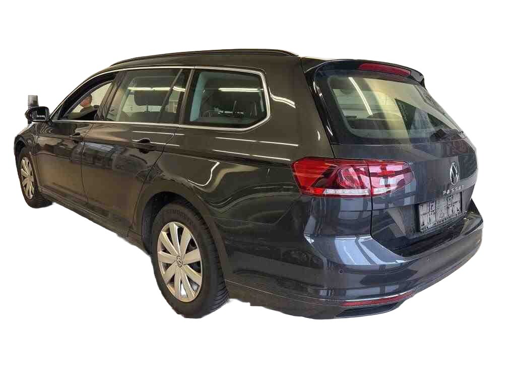 Volkswagen Passat Var. 2.0 TDI Business Navi LED RFK 3