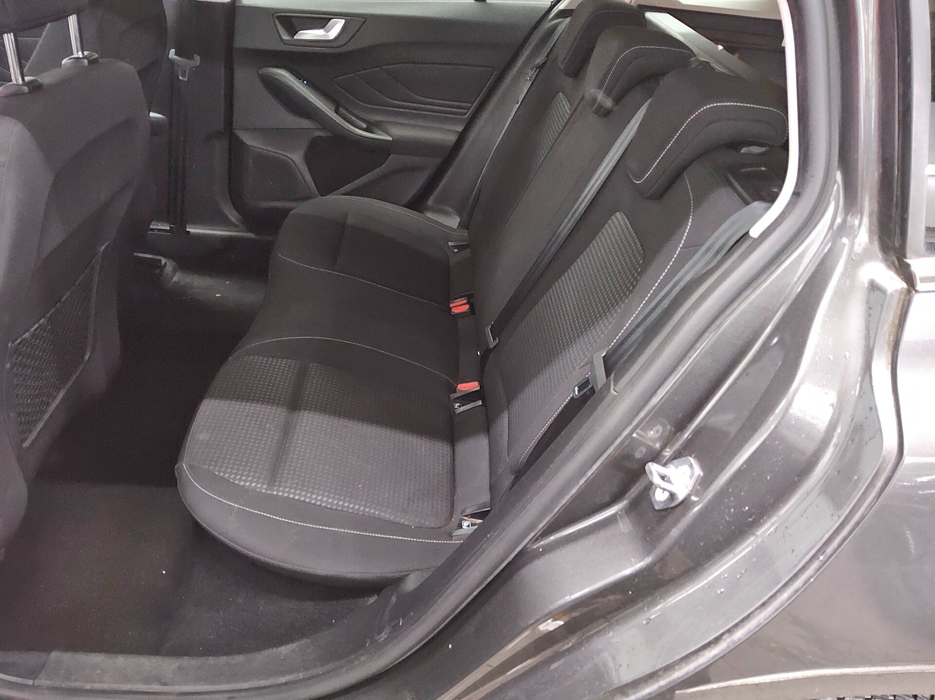 Ford Focus Turnier 2.0 EB Cool&Connect Navi LED RfK 13