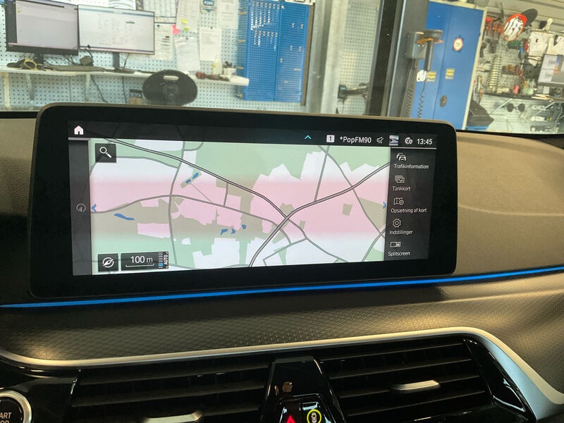 BMW 545e xDr M-Sport T-LEDER KLIMAAUT LED SPORTSITZE SHZ 7
