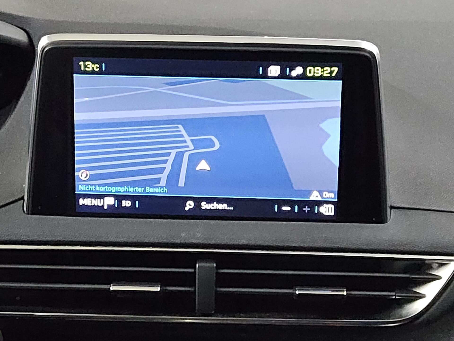 Peugeot 3008 Hybrid 225 Allure Navi AHK ACC RfK 7