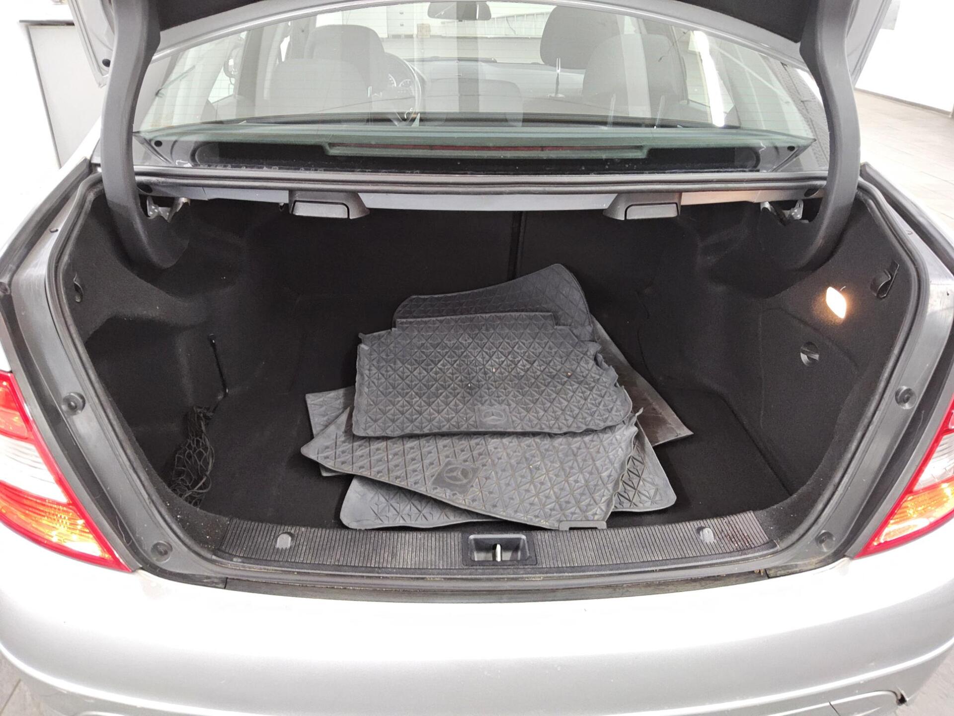Mercedes-Benz C 200 CDI Klima Tempomat Shz 11