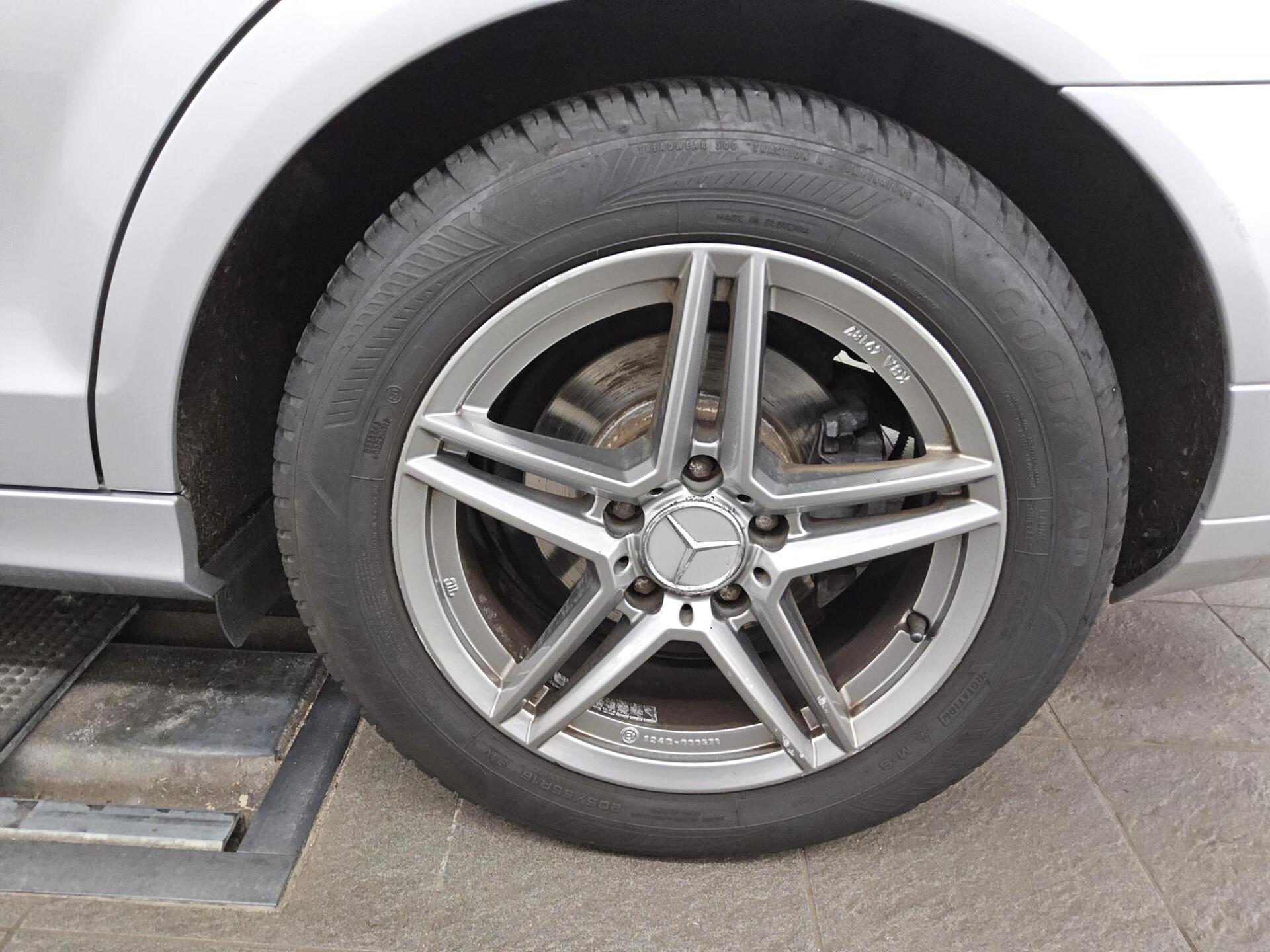 Mercedes-Benz C 200 CDI Klima Tempomat Shz 10