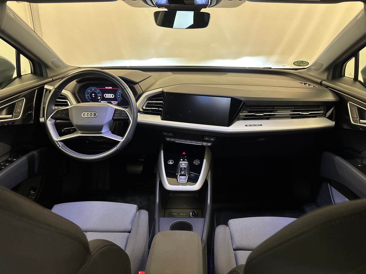 Audi Q4 e-tron Sportback 40 NAVI KLIMAAUT LED SPORTSITZE SHZ 5