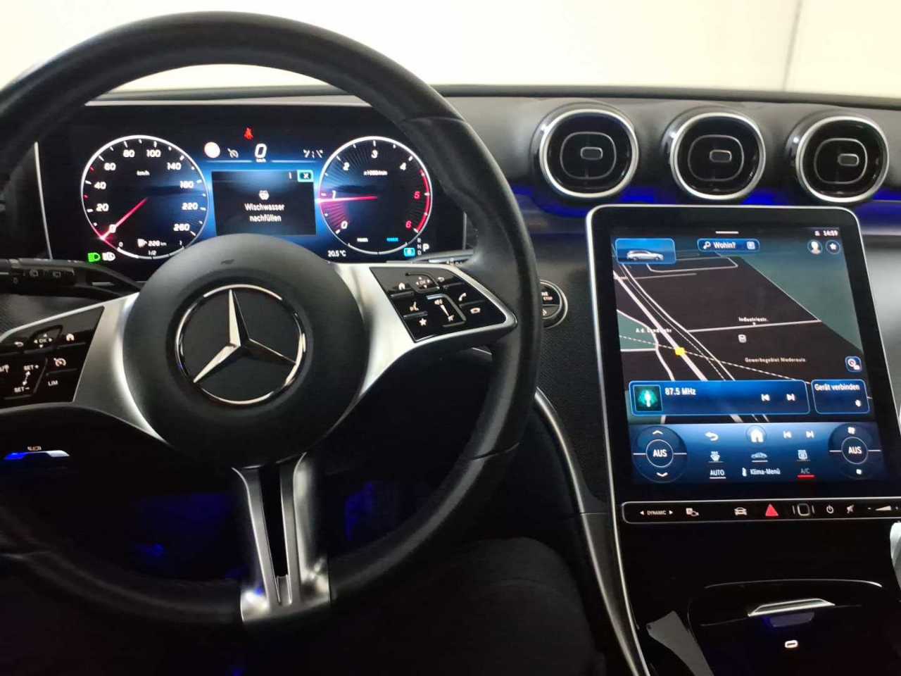Mercedes-Benz C 200 T d Avantgarde T-LEDER NAVI SHZ RFK LED 7