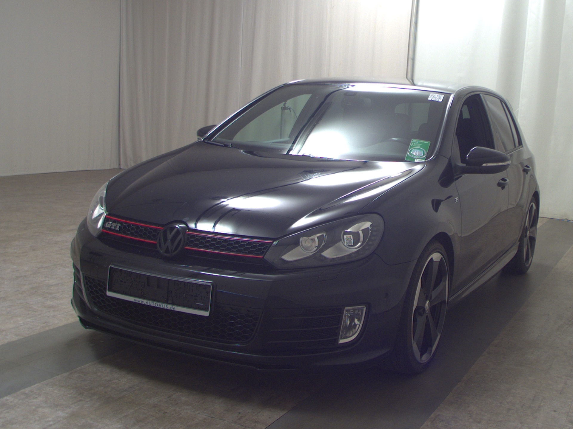 Volkswagen Golf 2.0 TSI GTI Navi Shz PDC Sound HU 03/28 2