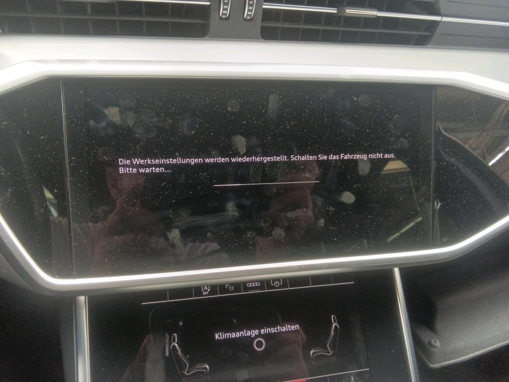 Audi A6 Avant 40 TDI S-Line T-Leder Navi LED 9