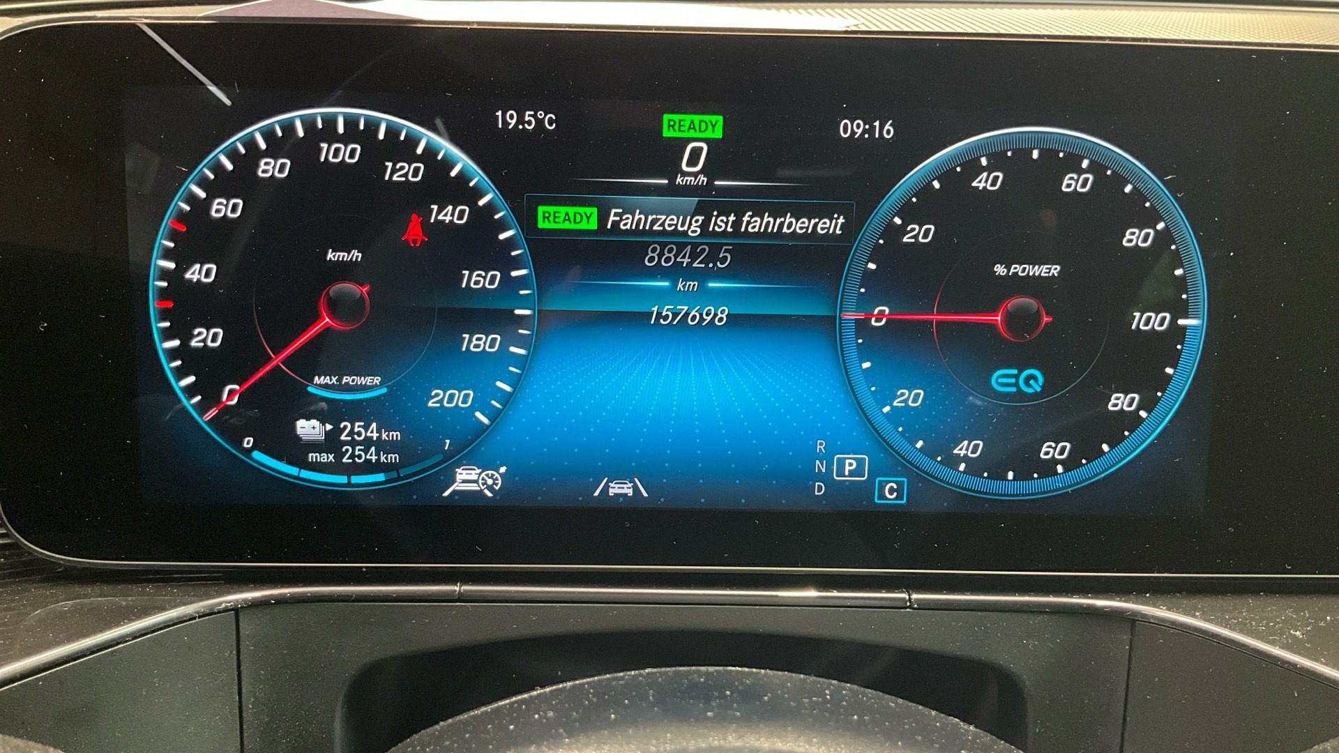 Mercedes-Benz EQC 400 4M NAVI LED SHZ PDC 8