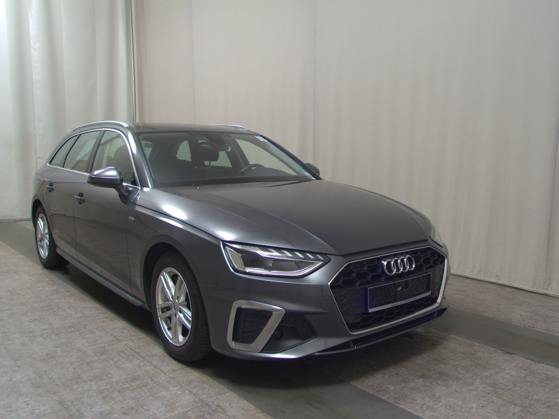 Audi A4 Avant 40 TFSI S-Line Navi LED vc Shz 3