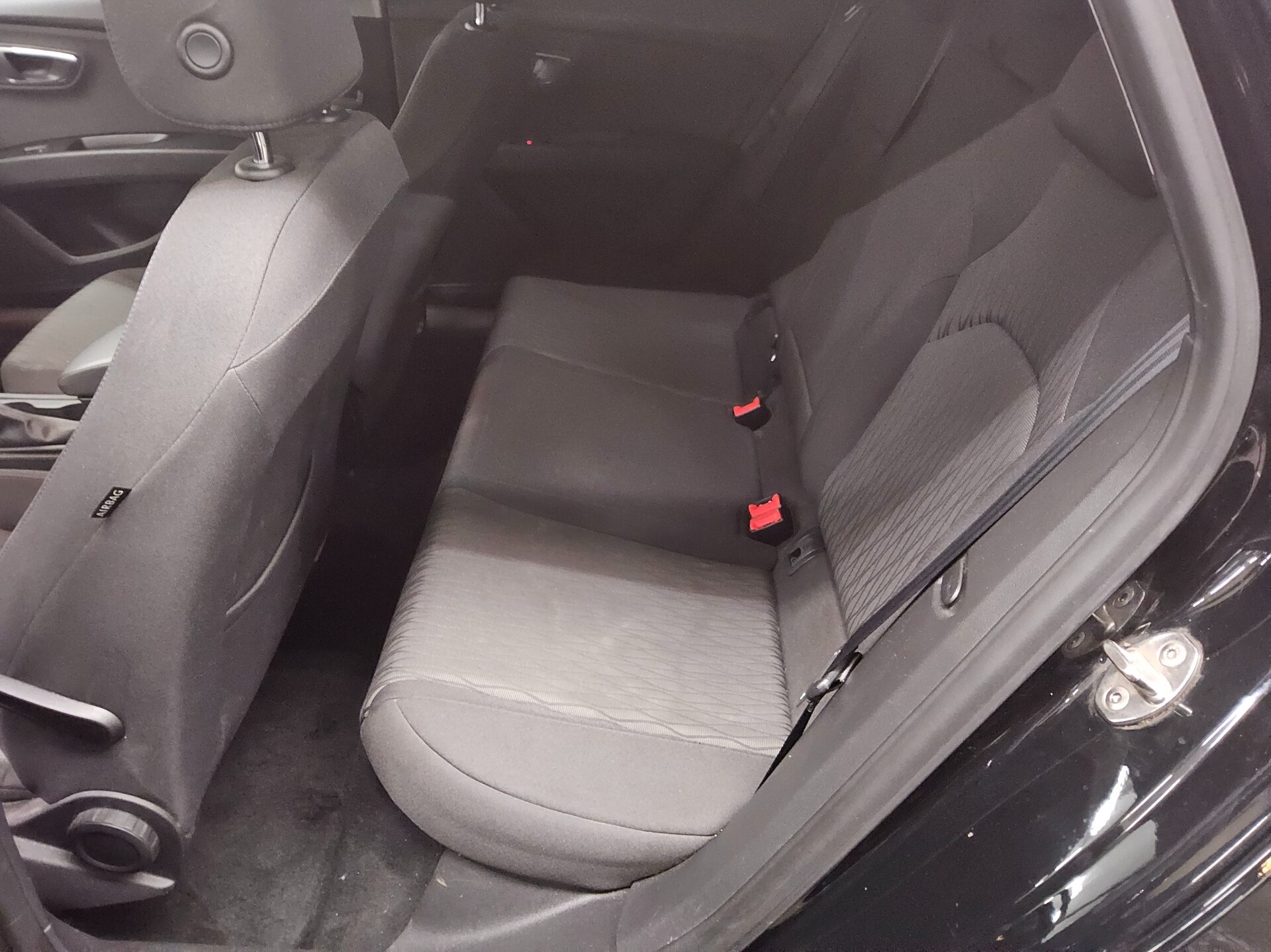 Seat Leon Sportstourer 1.4 TSI Style Navi LED Shz PDC 13