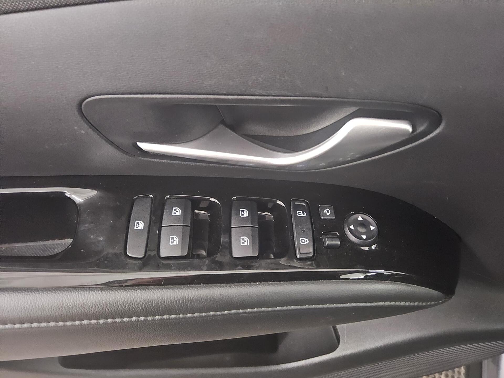 Hyundai Tucson 1.6 CRDI Navi Rückfahrkamera SHZ LED DAB 10