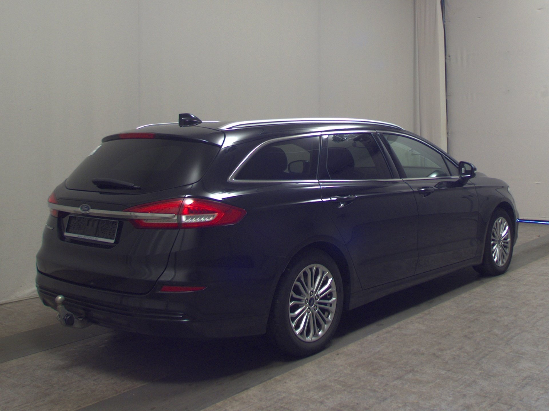 Ford Mondeo Turnier 2.0 EB Titanium Navi LED RfK AHK 4